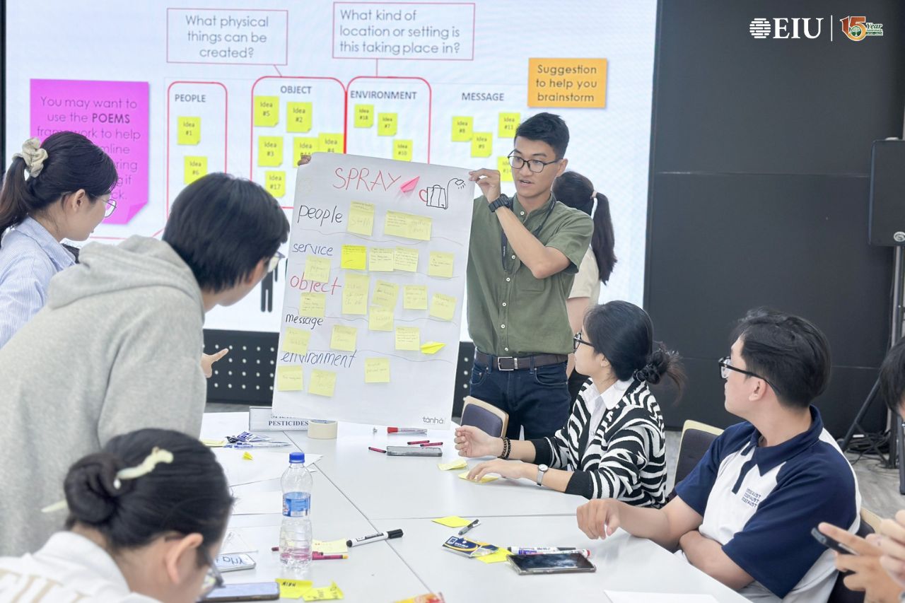 Hoảng viên, chuyên viên chia sẻ về tư duy thiết kế cho sv
