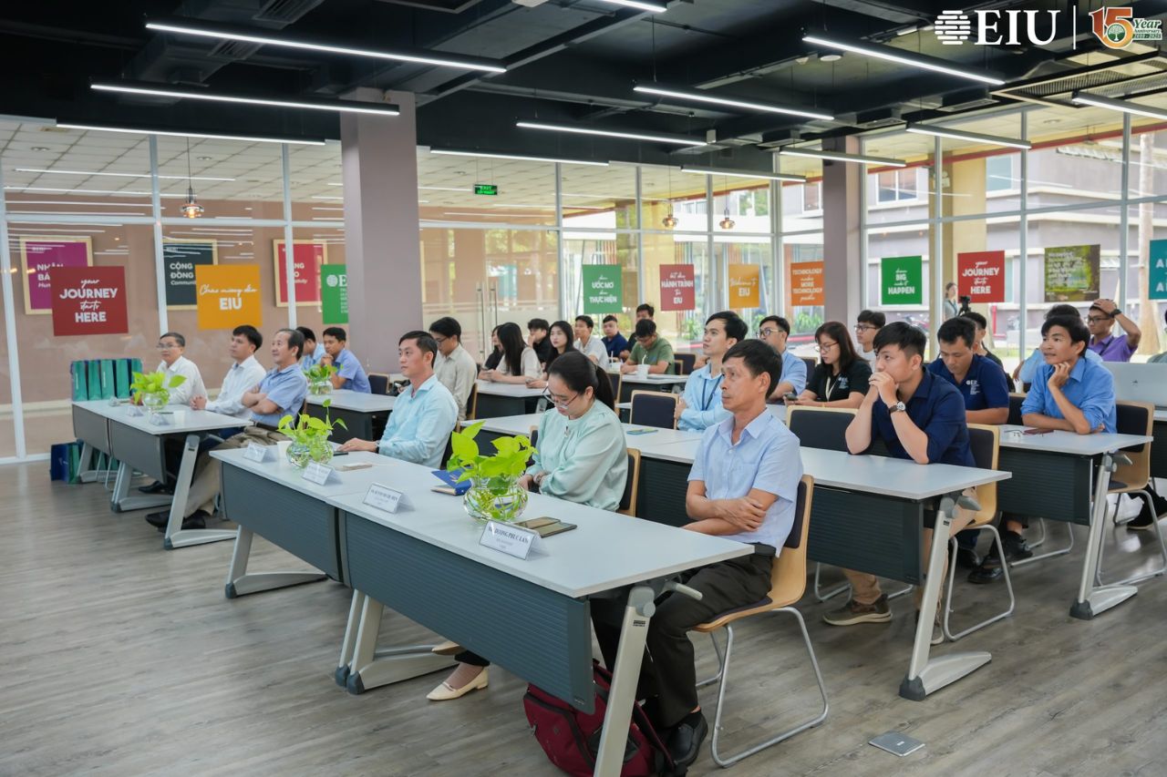 Hội thảo "Renewable Energy Solutions for Green & Sustainable Manufacturing"