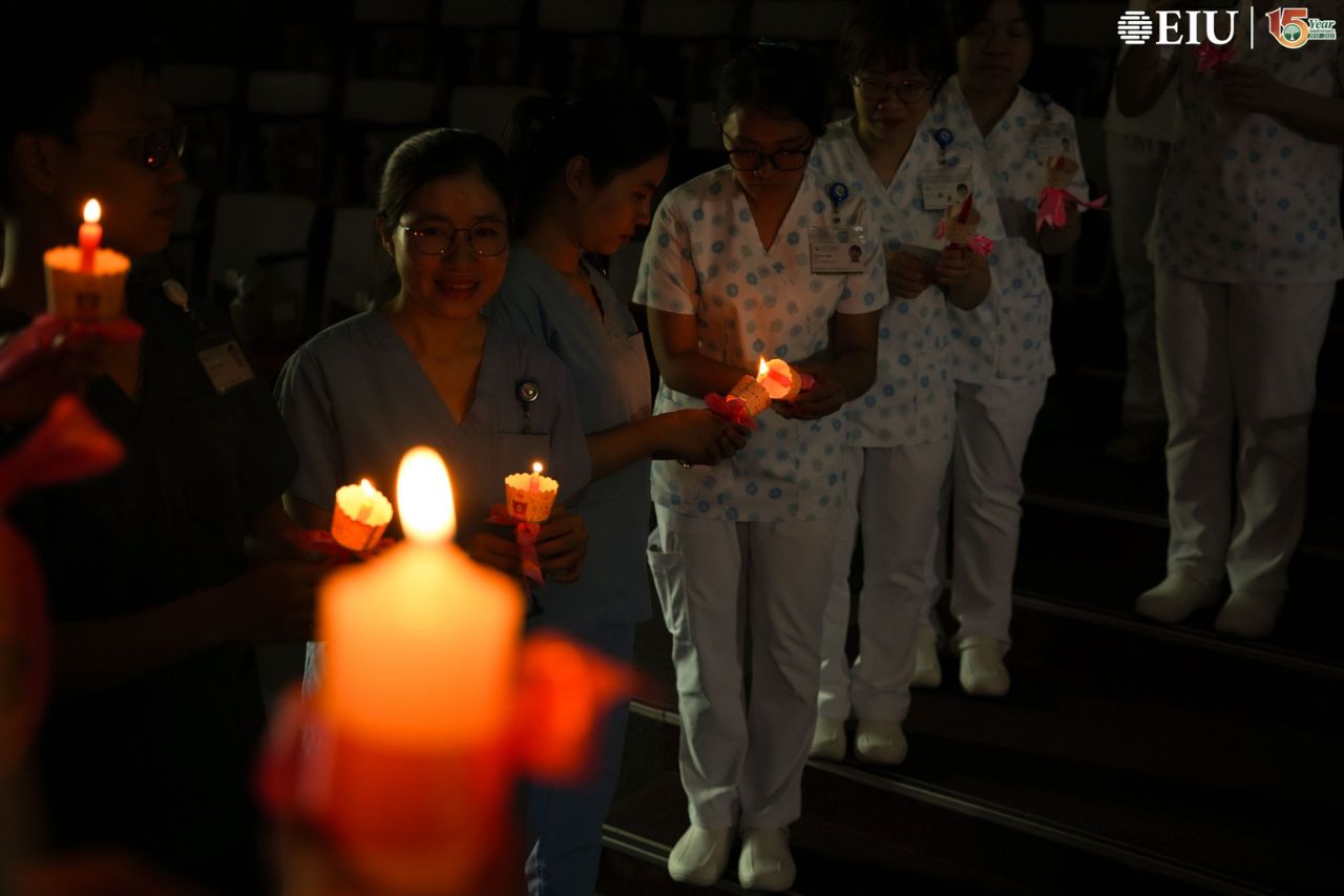 Nghi thức thắp nến tưởng niệm Bà Florence Nightingale