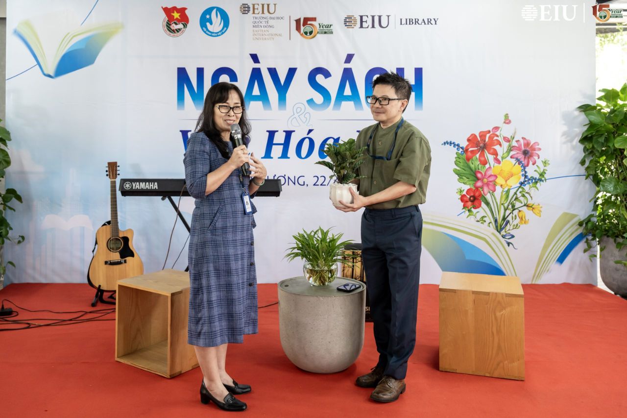 Talkshow "Ý nghĩa và vai trò của đọc sách trong thời đại số"