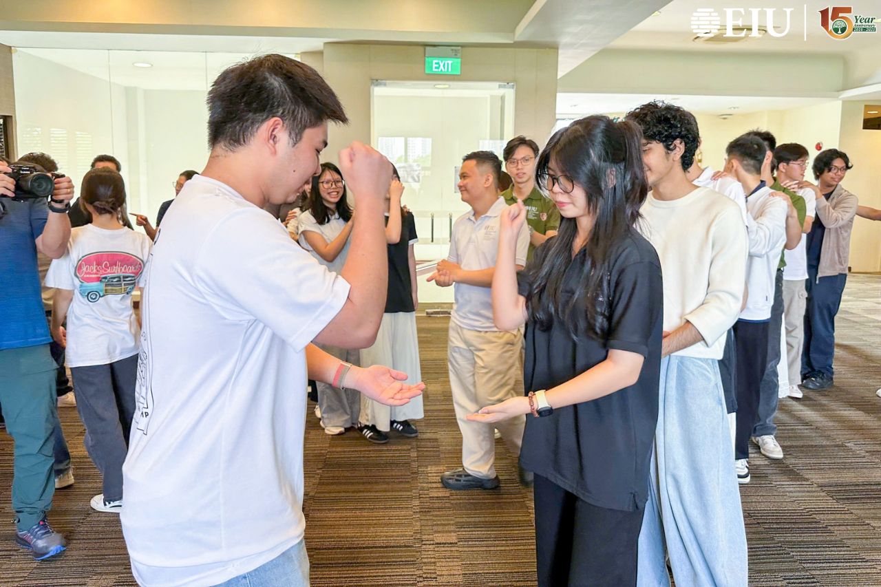 Sinh viên EIU giao lưu cùng sinh viên SP