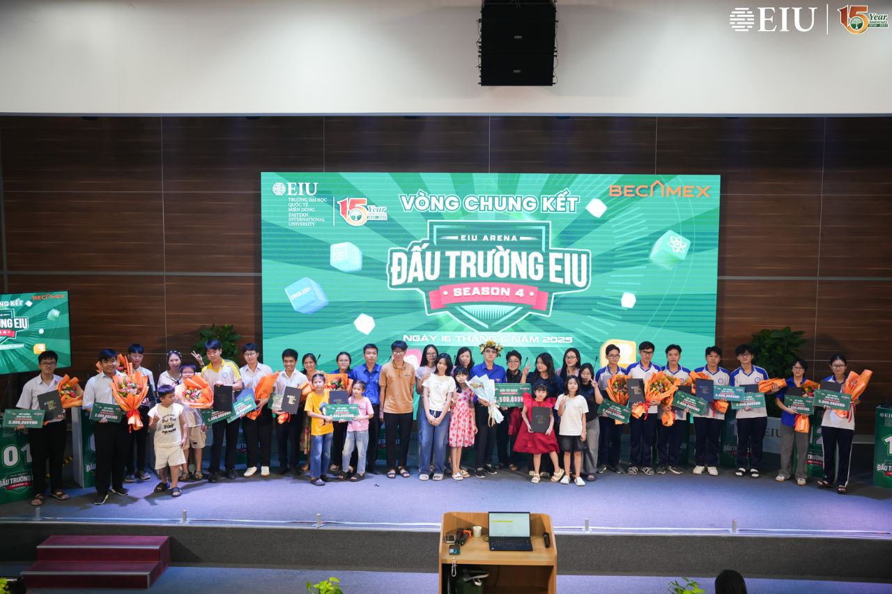 Quán quân đấu trường EIU season 4