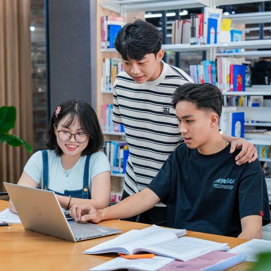 Giới thiệu chung về EIU